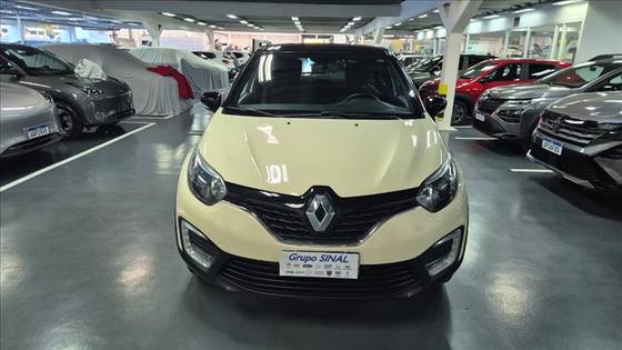 RENAULT CAPTUR 1.6 16V SCE FLEX LIFE X-TRONIC RENAULT CAPTUR 1.6 16V SCE FLEX LIFE X-TRONIC